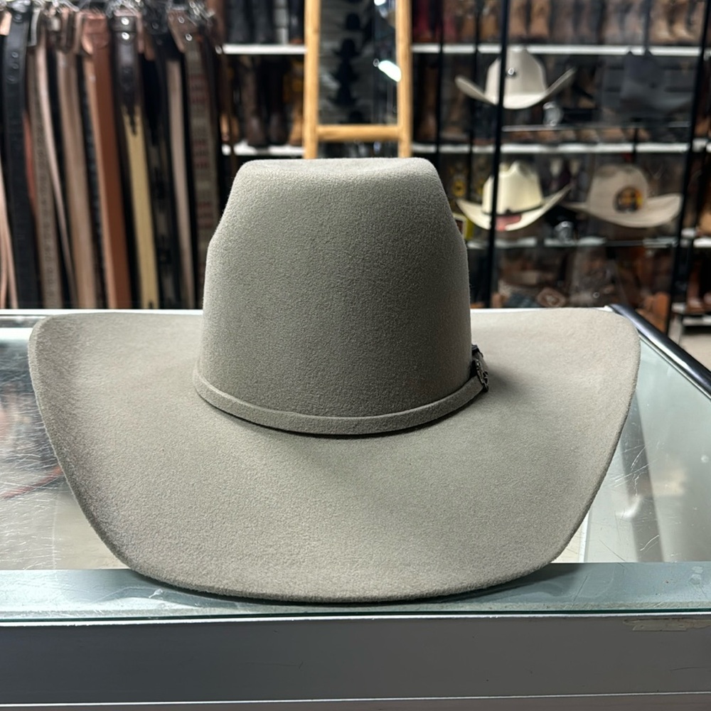 Twister felt hat